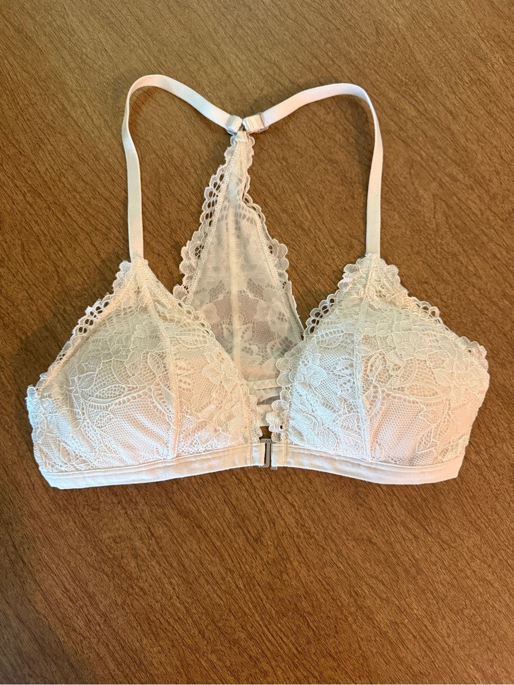 Abercrombie & Fitch White Lace Overlay Racerback Bra Women's Small Cottagecore